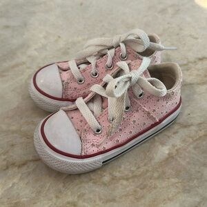Pink converse all star girls tennis shoes